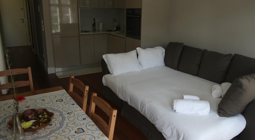Guestready - Ayres Studio W Balcony Garden Porto Room photo
