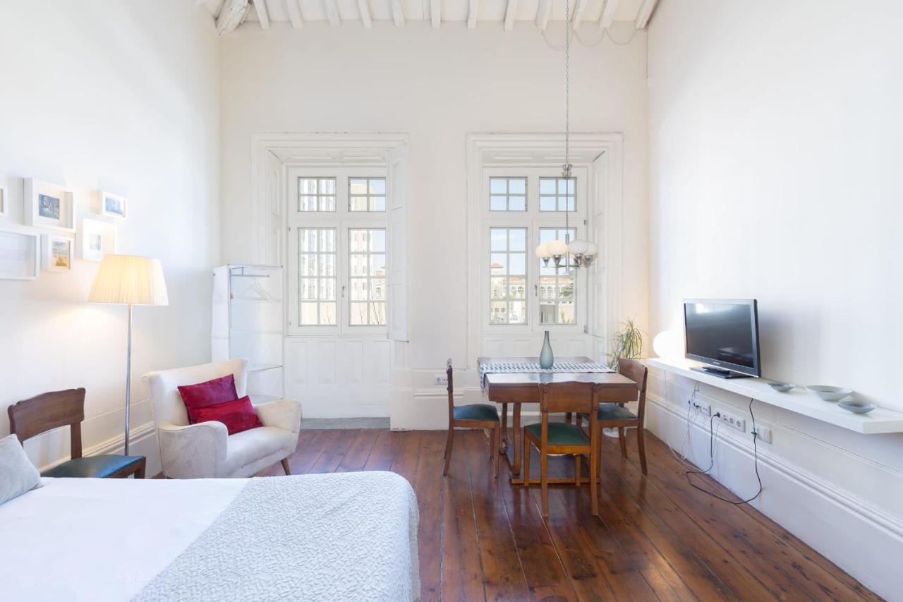 Guestready - Ayres Studio W Balcony Garden Porto Exterior photo