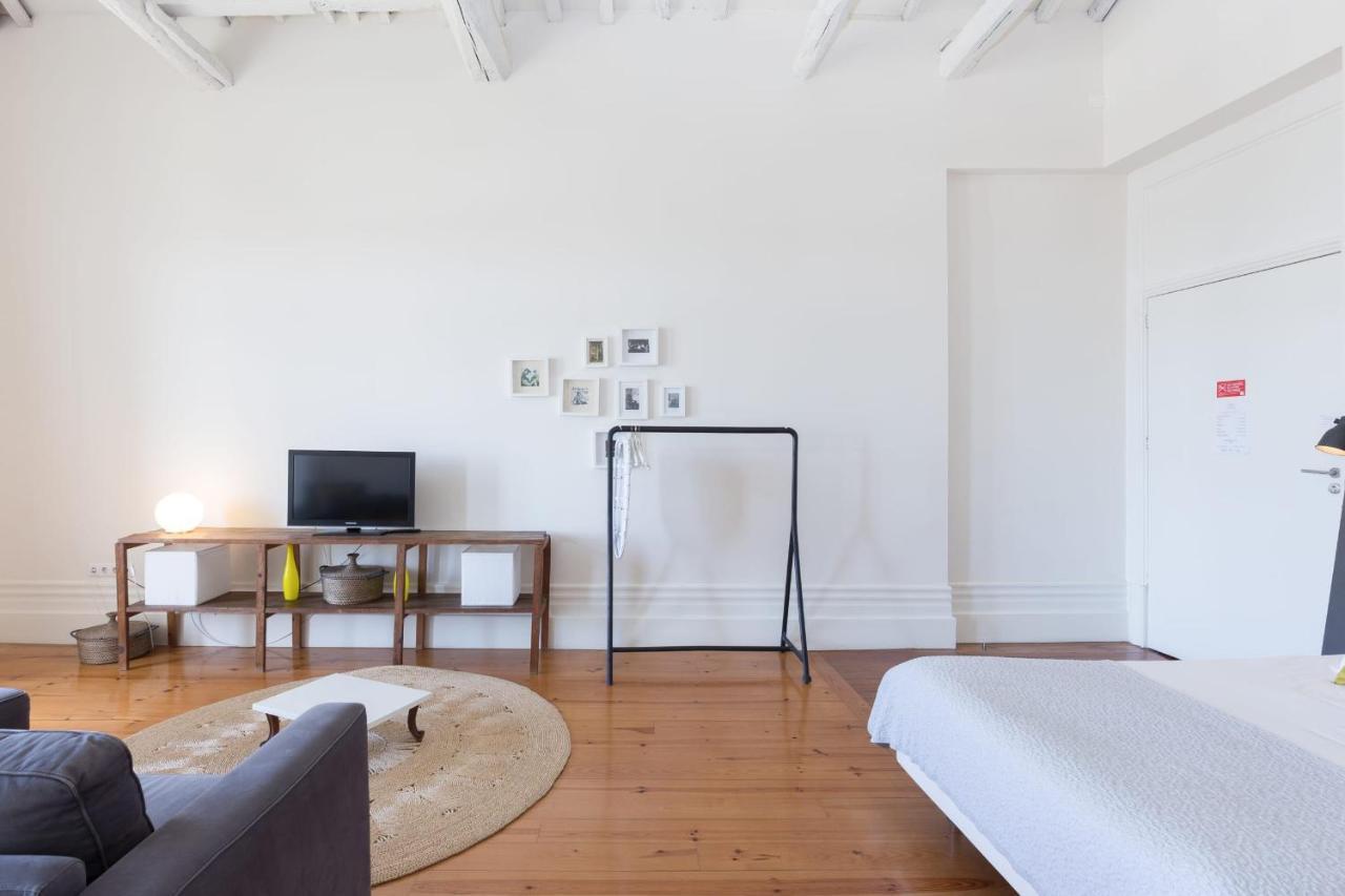Guestready - Ayres Studio W Balcony Garden Porto Exterior photo